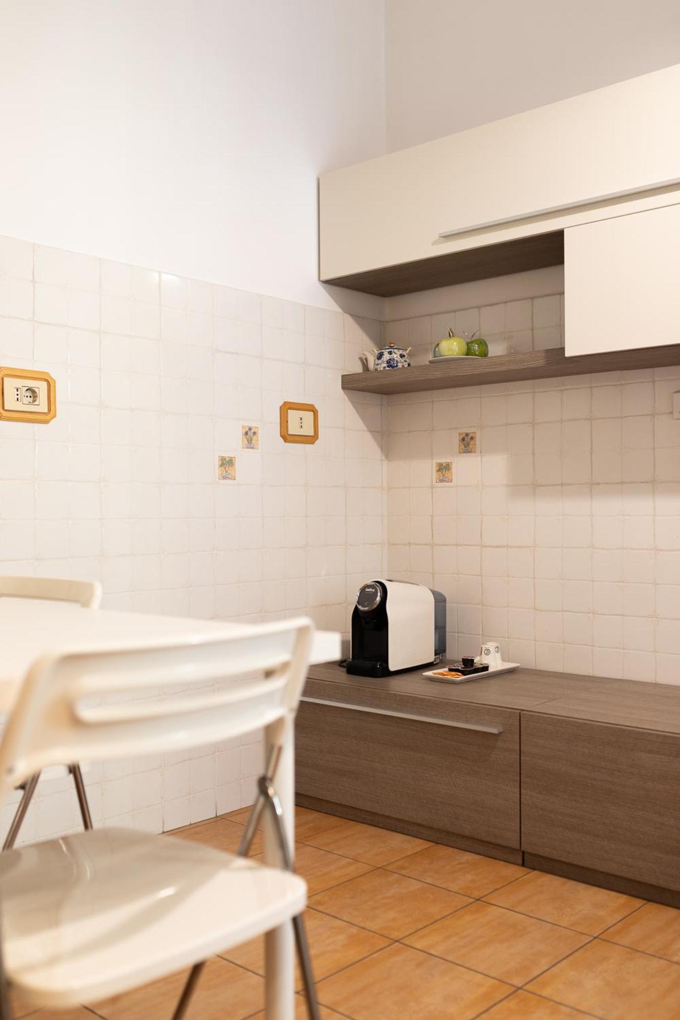 Mirabella Apartment Рим Екстериор снимка