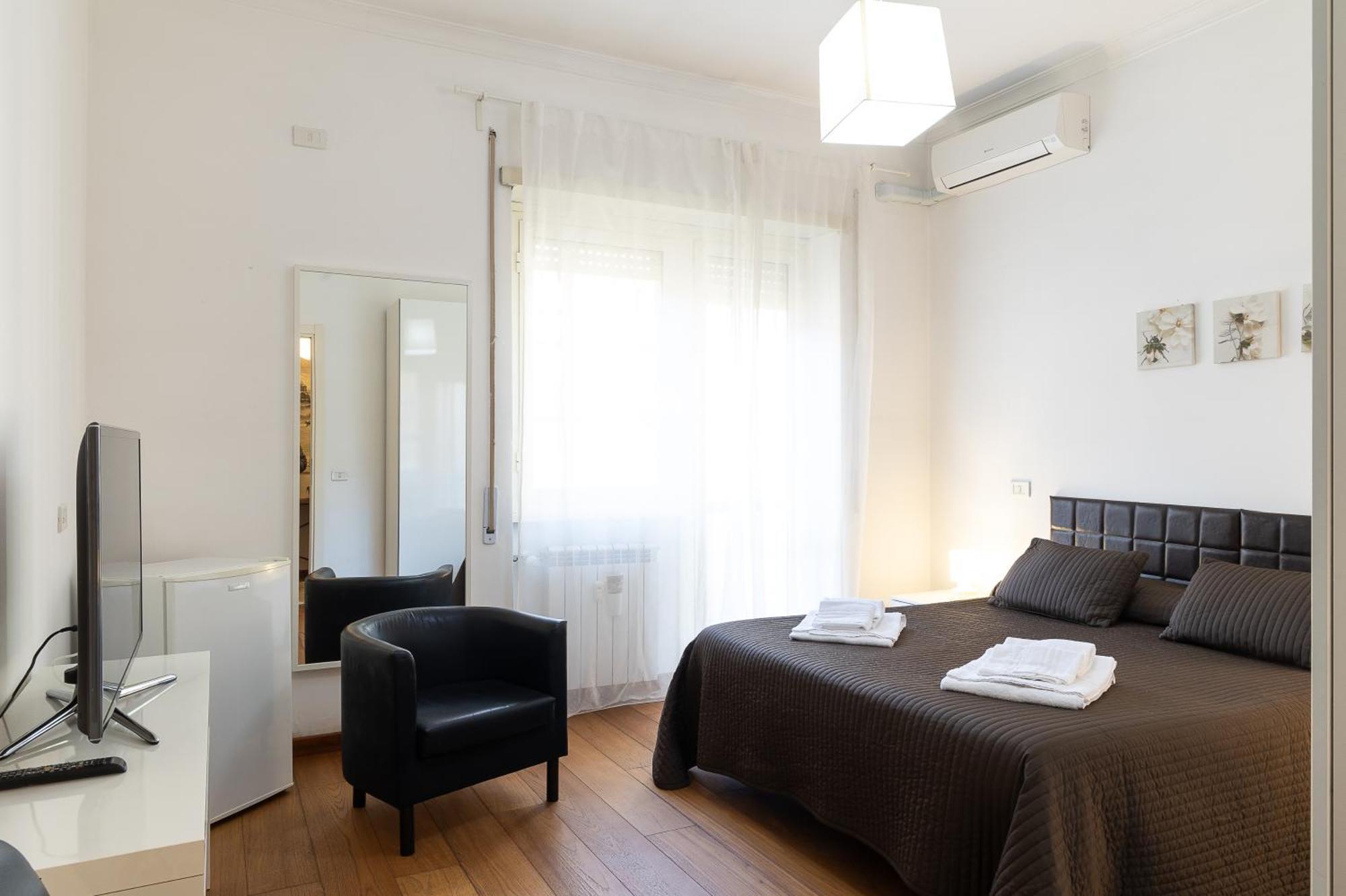 Mirabella Apartment Рим Екстериор снимка
